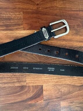 Fossil Black Genuine Leather Belt Silver Buckle Women's Casual Classic - Small